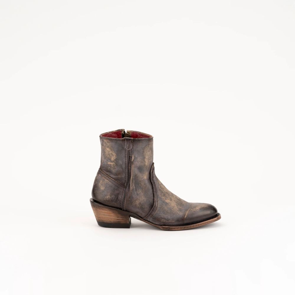 Ferrini | Women's Stacey-Distressed Chocolate